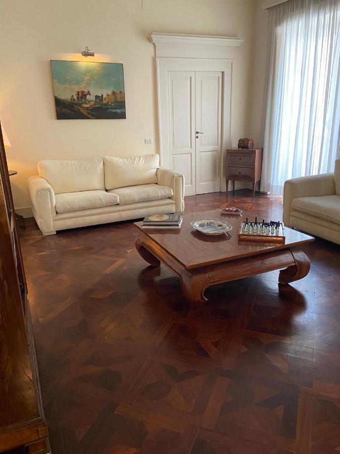Royal Apartment In San Domenico Maggiore Napoli Eksteriør billede