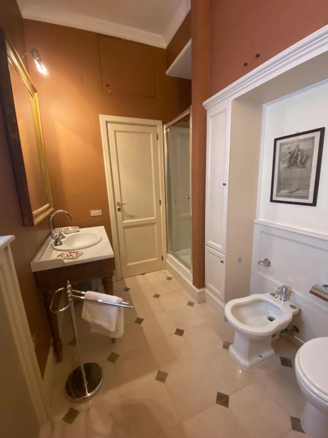 Royal Apartment In San Domenico Maggiore Napoli Eksteriør billede