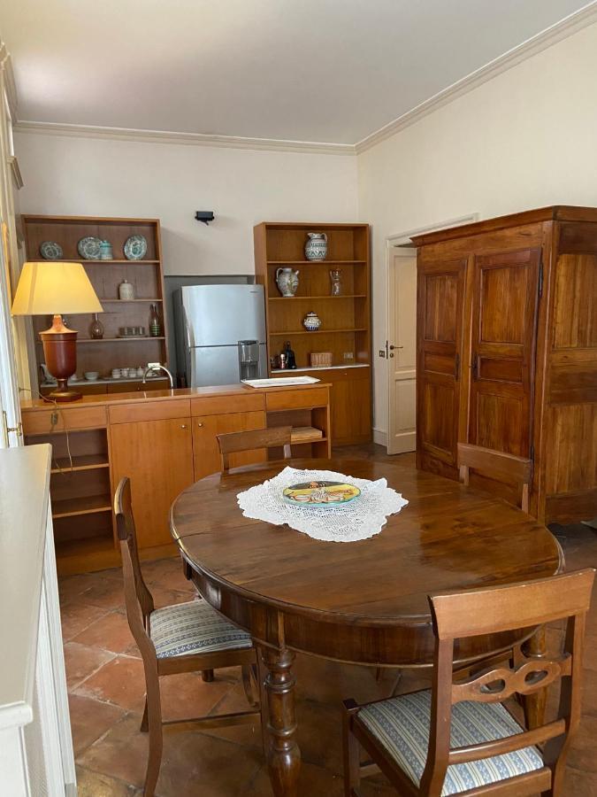 Royal Apartment In San Domenico Maggiore Napoli Eksteriør billede